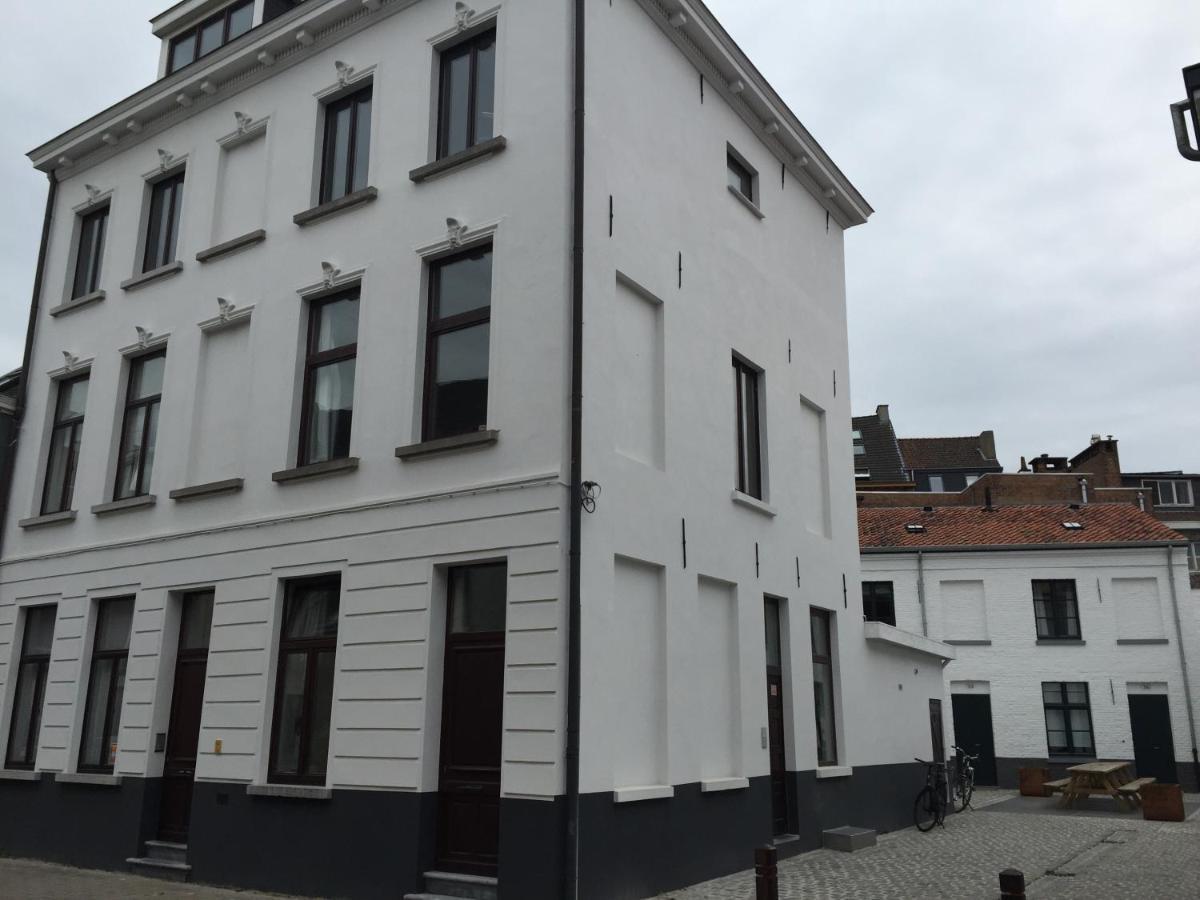 Artist'S Loft & Garden Bed and Breakfast Gent Eksteriør billede