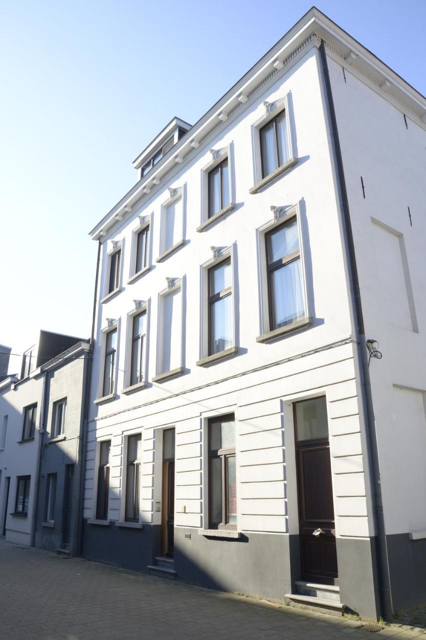 Artist'S Loft & Garden Bed and Breakfast Gent Eksteriør billede